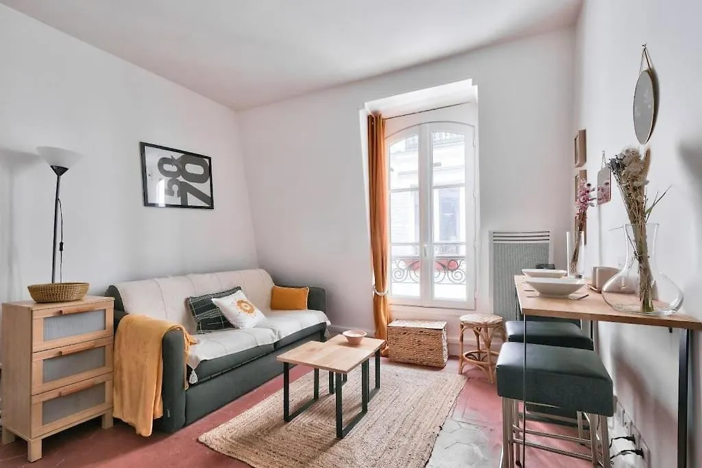 Wonderful At Place De La Bastille Apartment *